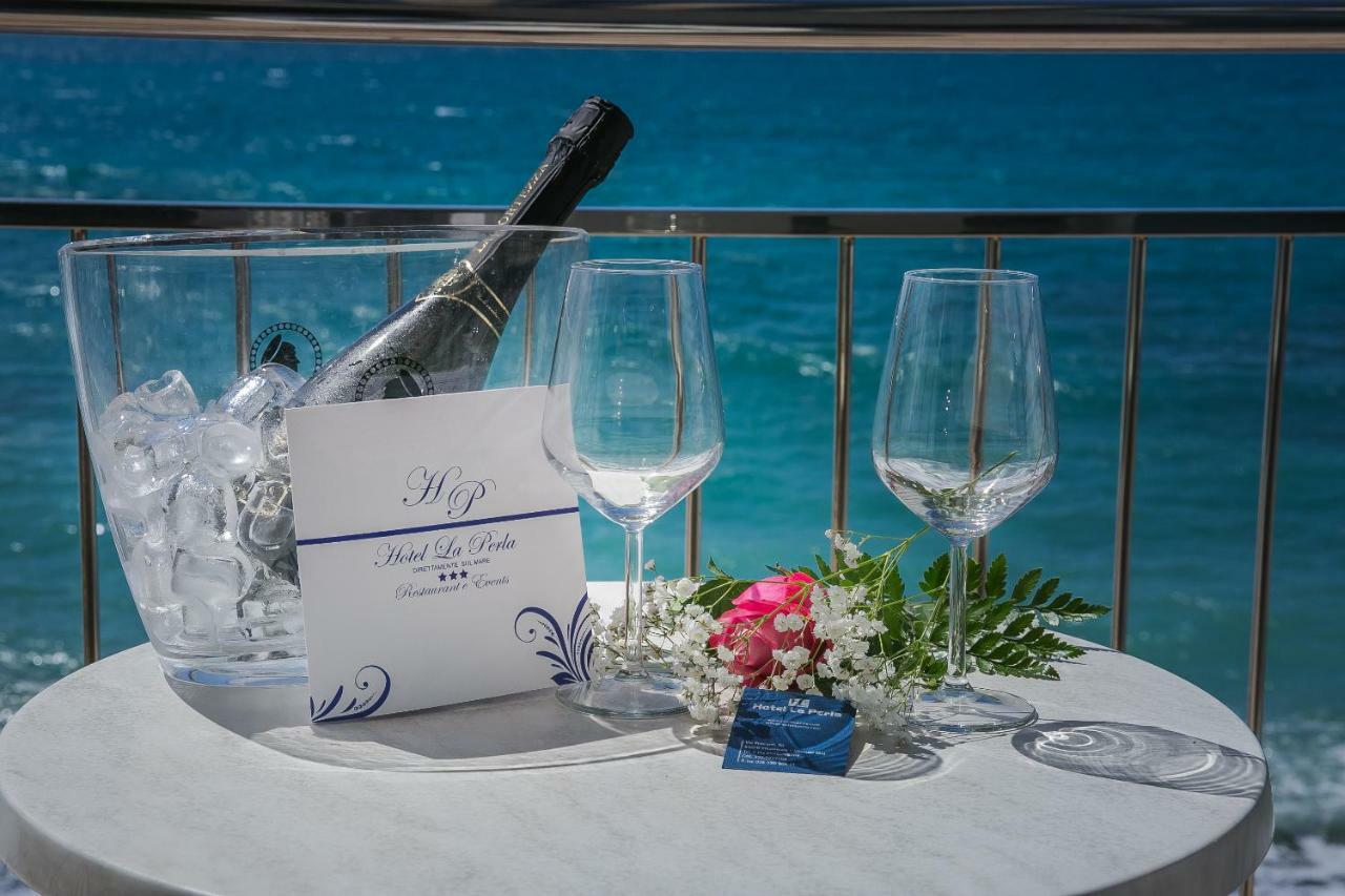 Hotel La Perla Villammare Eksteriør bilde